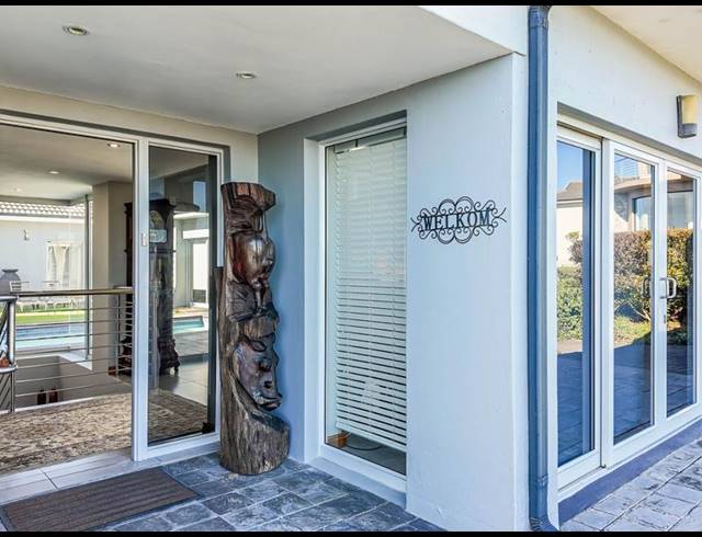 4 BEDROOM HOUSE FOR SALE IN PINNACLE POINT GOLF ESTATE